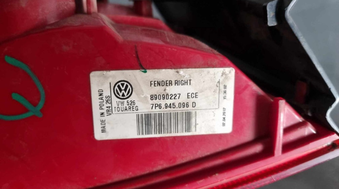 Stop dreapta caroserie VW Touareg II (7P) cod 7P6945096B