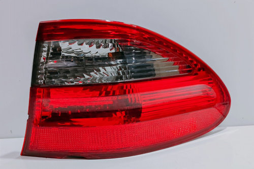Stop dreapta cu mic defect 084401955RF Mercedes-Benz E-Class W211/S211 [2002 - 2006]