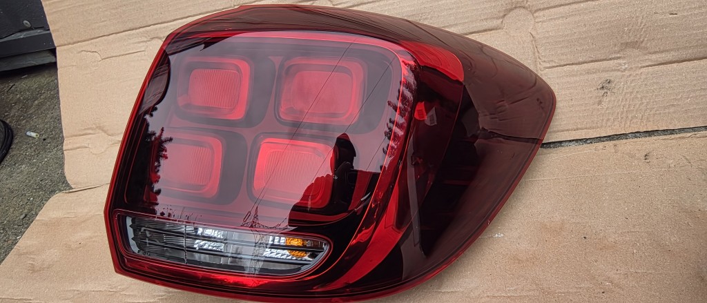 Stop dreapta Dacia Sandero 2 Facelift 2017 2018 2019