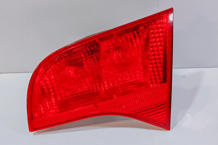 Stop Dreapta fara soclu 8E9945094A Audi A4 B7 [2004 - 2008]