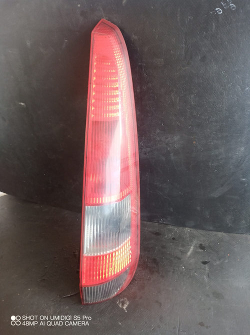 Stop dreapta Ford Fiesta 5 - COD 20010748
