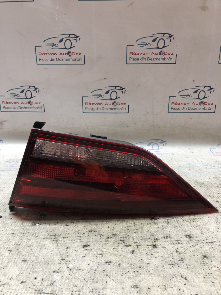 Stop dreapta haion Audi A3 8V Berlina 2015, 8V5945094