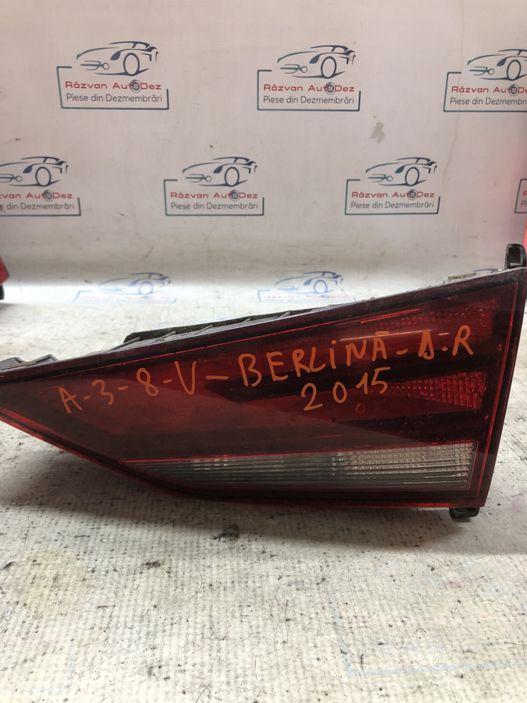 Stop dreapta haion Audi A3 8V Berlina 2015, 8V5945094