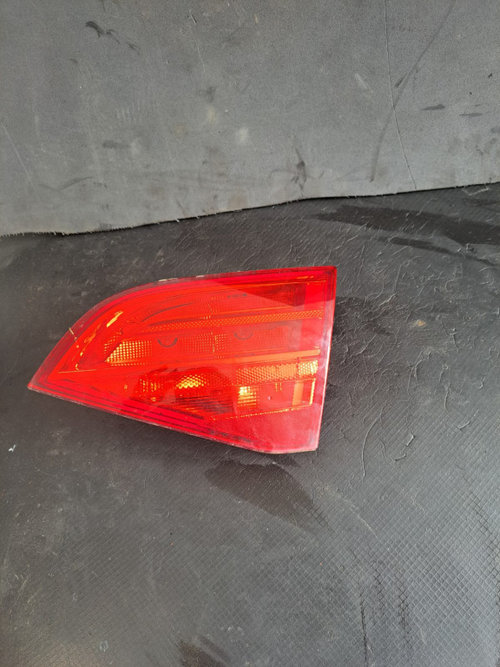 Stop dreapta haion Audi A4 B8 - COD 8K9945094