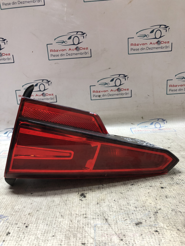 Stop dreapta haion Audi A4 B9 Berlina 2018, 8W5945076A