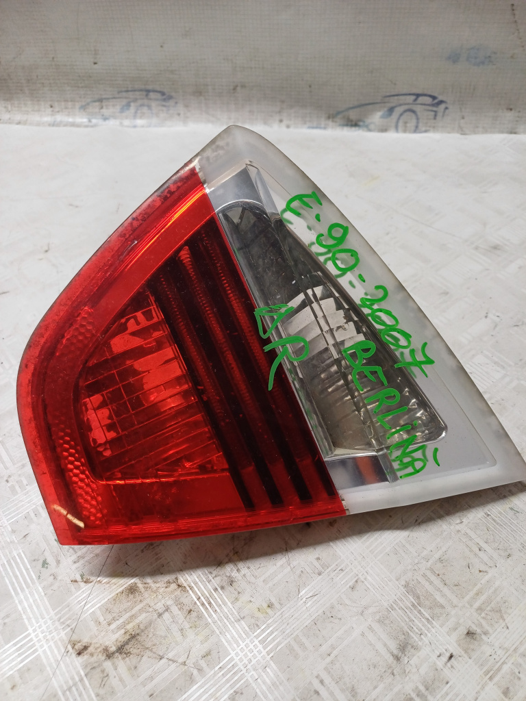 Stop dreapta haion BMW Seria 3 E90 - Motorina 2007, 6937460 / INCOMPLET / BERLINA