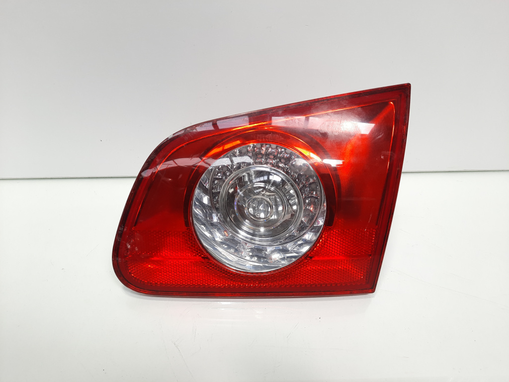 Stop dreapta haion, cod 3C9945094, VW Passat Variant (3C5) (id:537011)