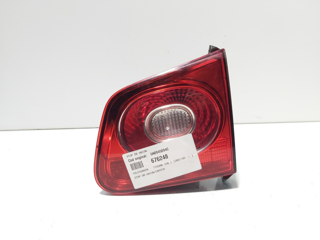 Stop dreapta haion, cod 5N0945094C, VW Tiguan (5N) (id:676248)
