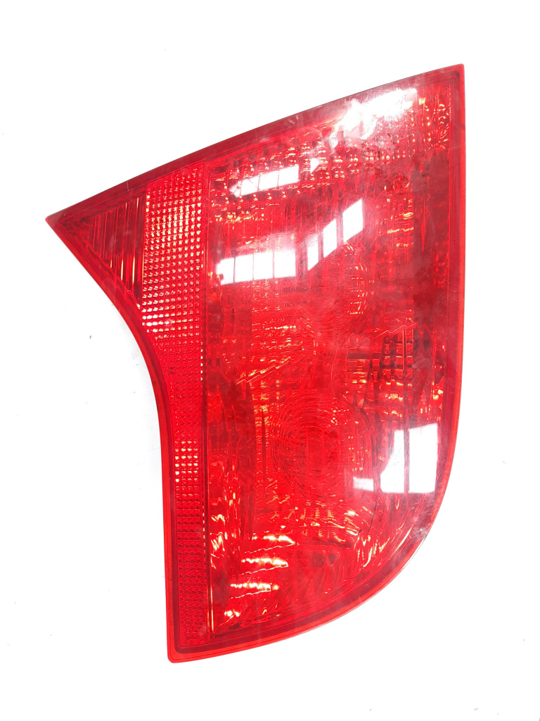Stop dreapta haion, cod 8E9945094, Audi A4 Avant (8ED, B7) (id:489451)