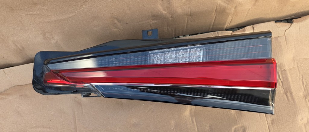 Stop dreapta haion Lexus NX Facelift 2019 2020 2021