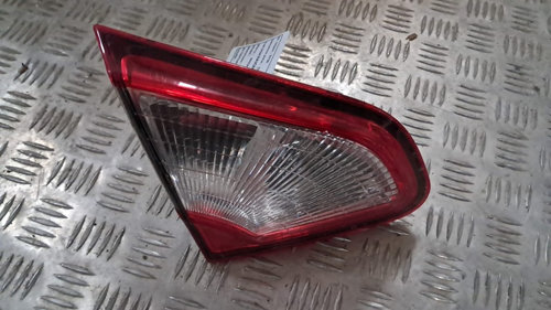 Stop dreapta haion Nissan Qashqai 1.6 dci cod motor R9M cod 2012 cod 26555BR01A
