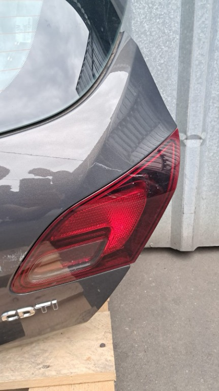 Stop dreapta haion Opel Astra J facelift hatchback an 2014
