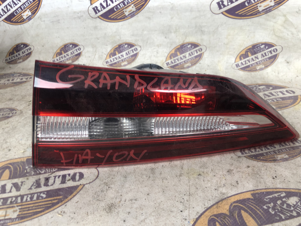 Stop dreapta haion Opel Grandland 2018, YP00016280
