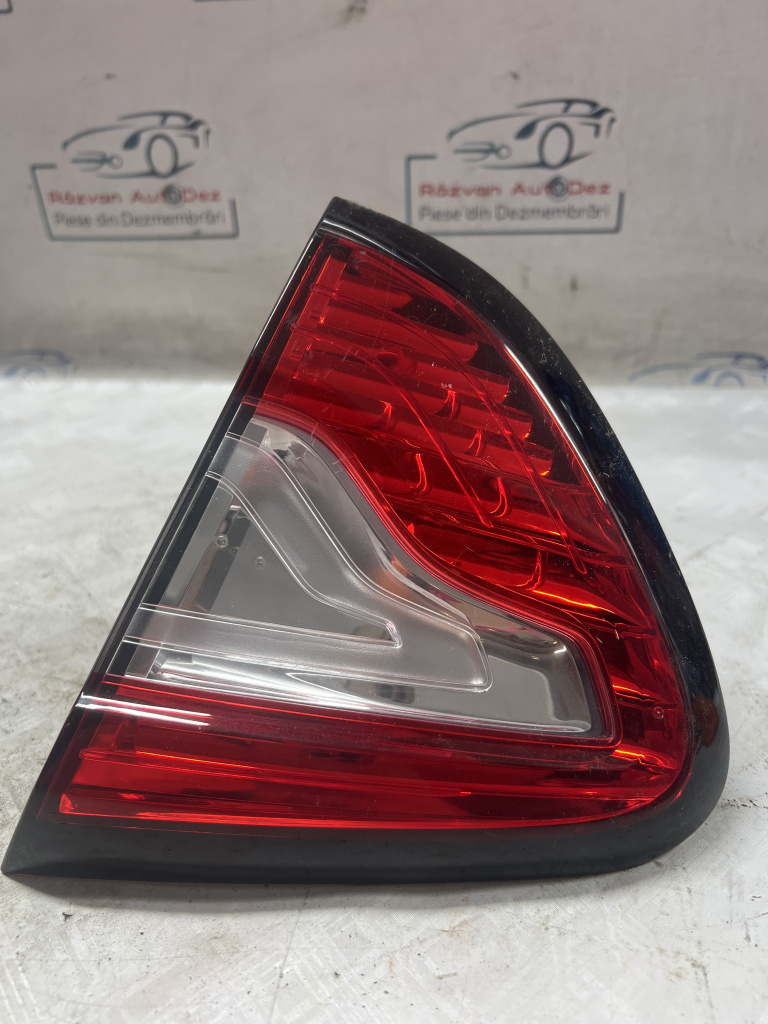 Stop dreapta haion Renault Captur - Motorina 2016, 26550873R