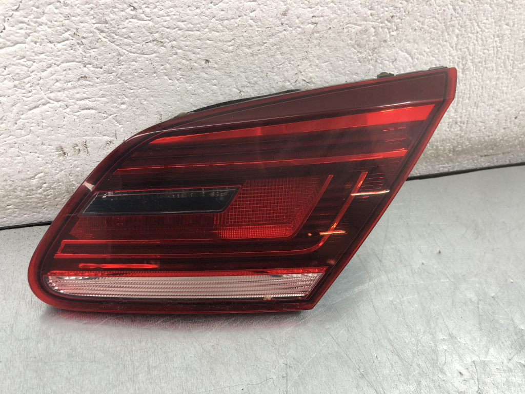 Stop dreapta haion Volkswagen CC Facelift sedan 2013 (3C8945308Q)