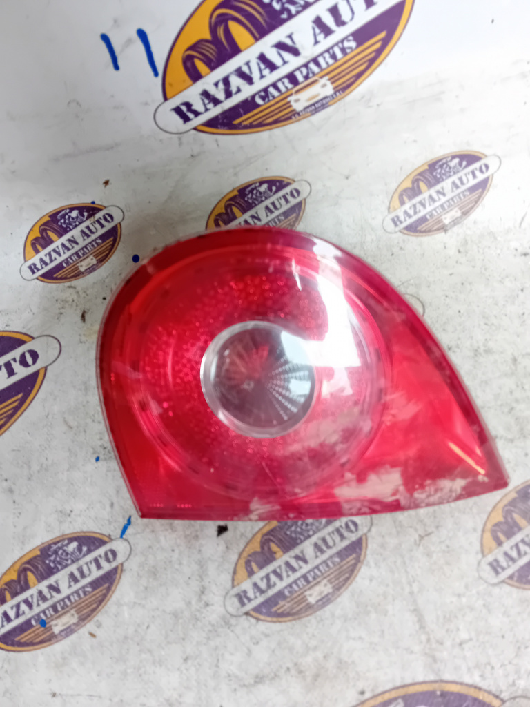 Stop dreapta haion Volkswagen Golf 5 Hatchback 2005, 1K6945094F