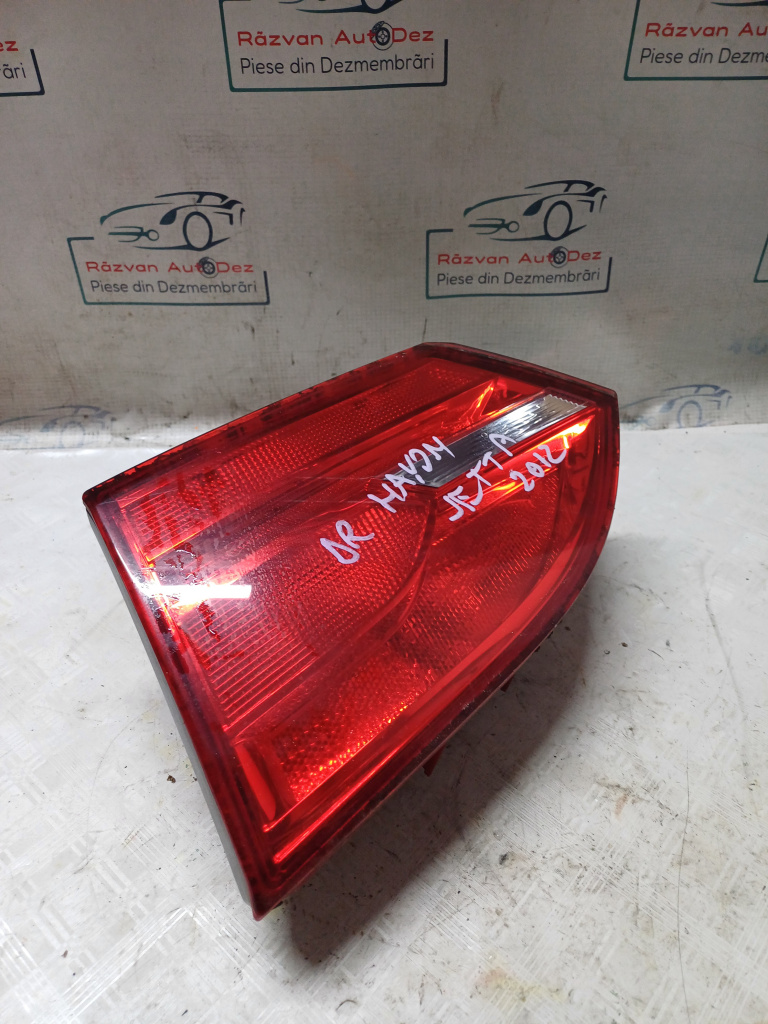 Stop dreapta haion Volkswagen Jetta - Motorina 2012, -