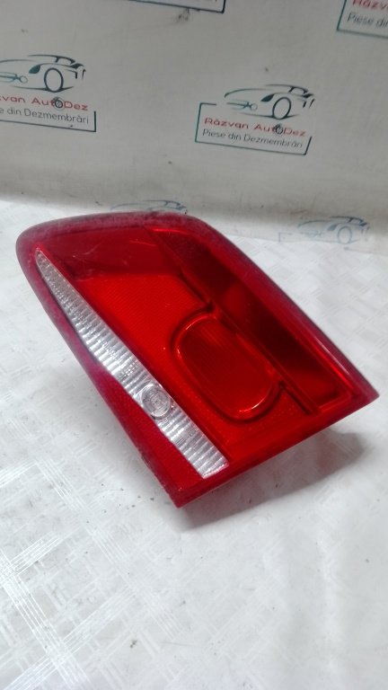 Stop dreapta haion Volkswagen Passat B7 Berlina - Motorina 2014, 3AE945094J