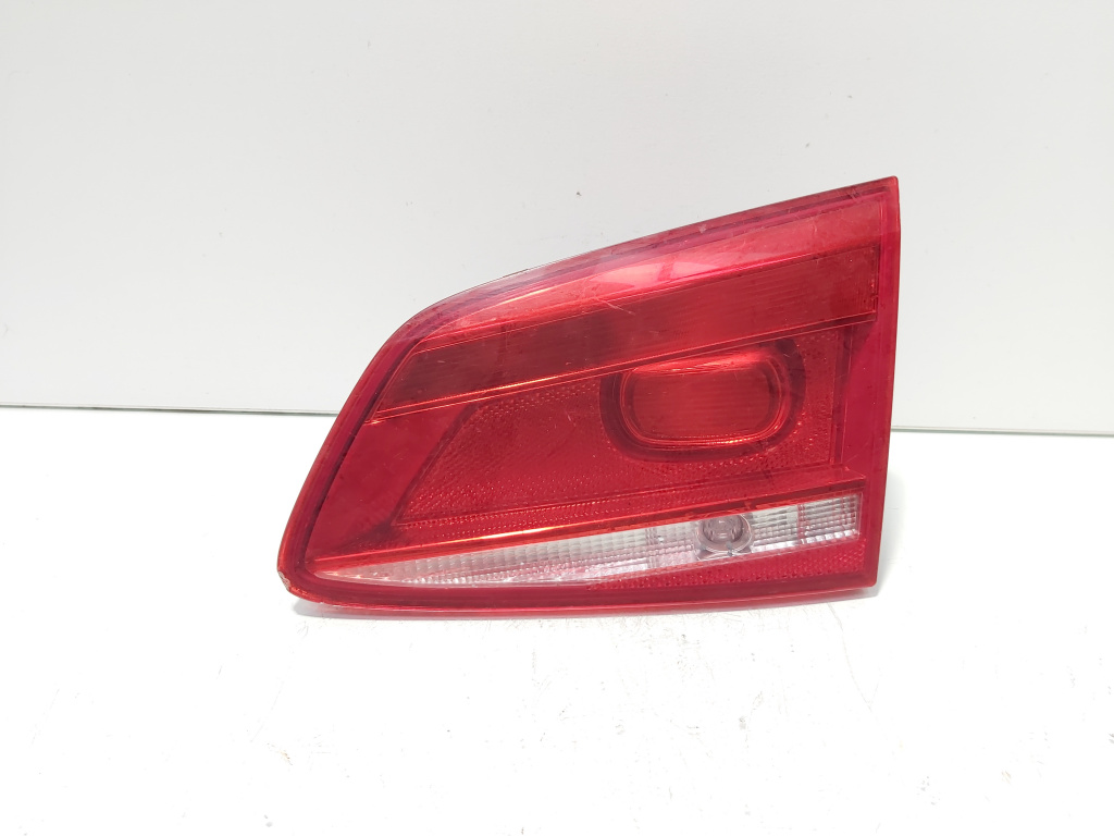 Stop dreapta haion, Vw Passat Variant (365) (id:687907)