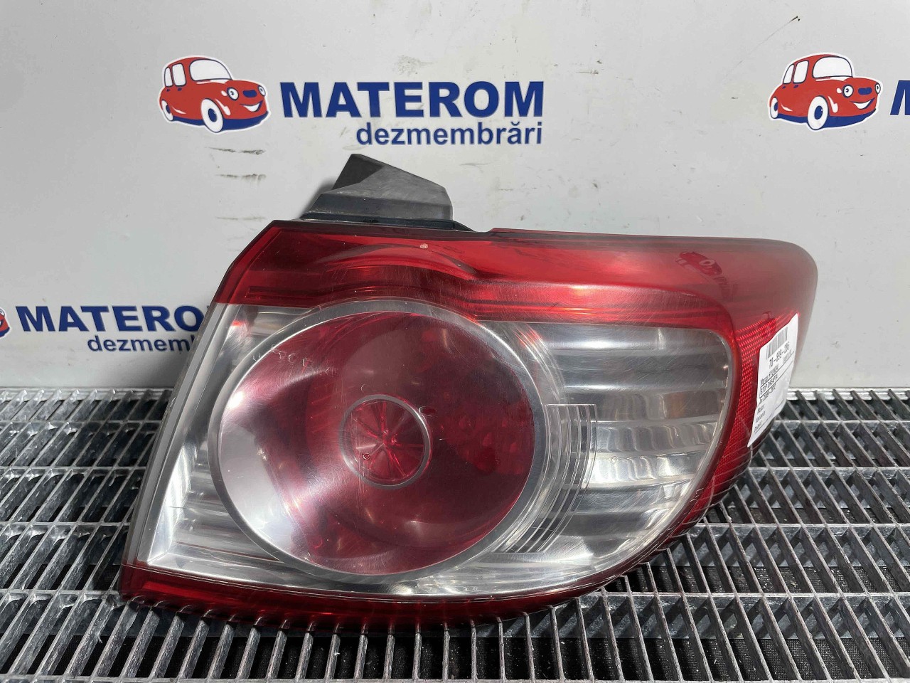STOP DREAPTA HYUNDAI SANTA FE - - (2009 2012)