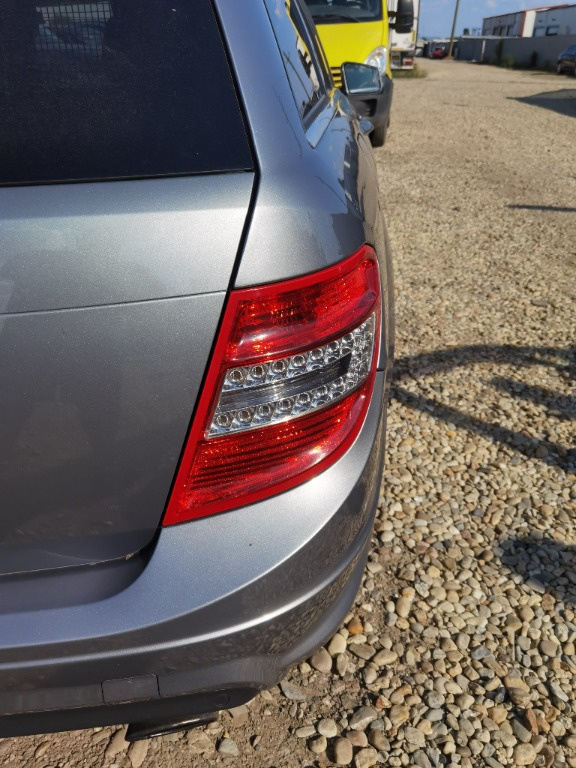 Stop dreapta led Mercedes C320 cdi w204 break