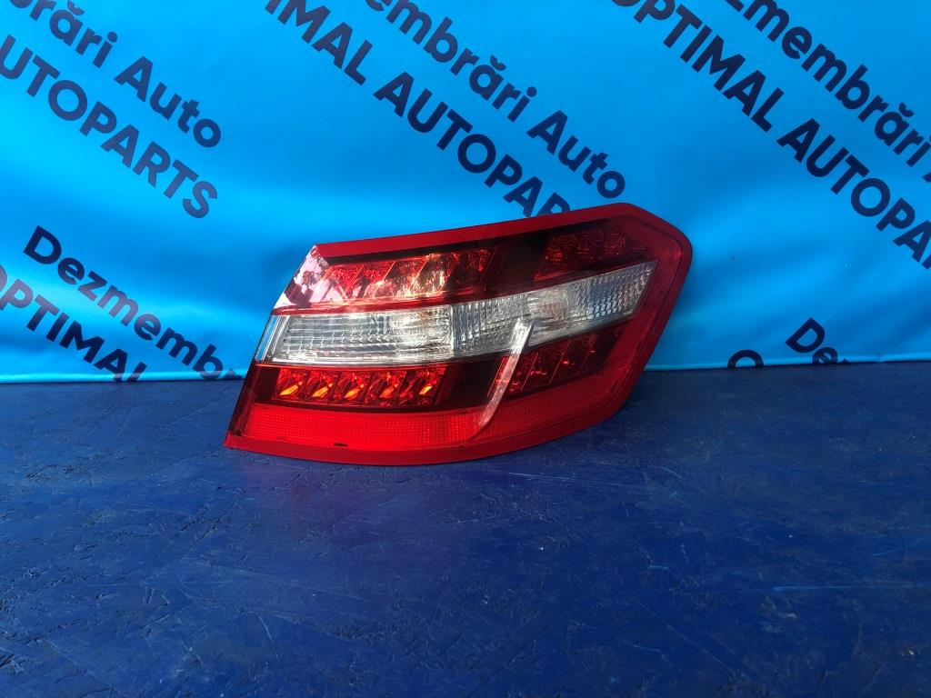 Stop dreapta LED PARTIAL Mercedes E Class W212 2009-2013 COD A2129066701