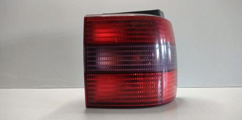 Stop dreapta limuzina 3A9945112B / 3A0 945 112 B / 1EL24701402 Volkswagen VW Passat B4 [1993 - 1997]