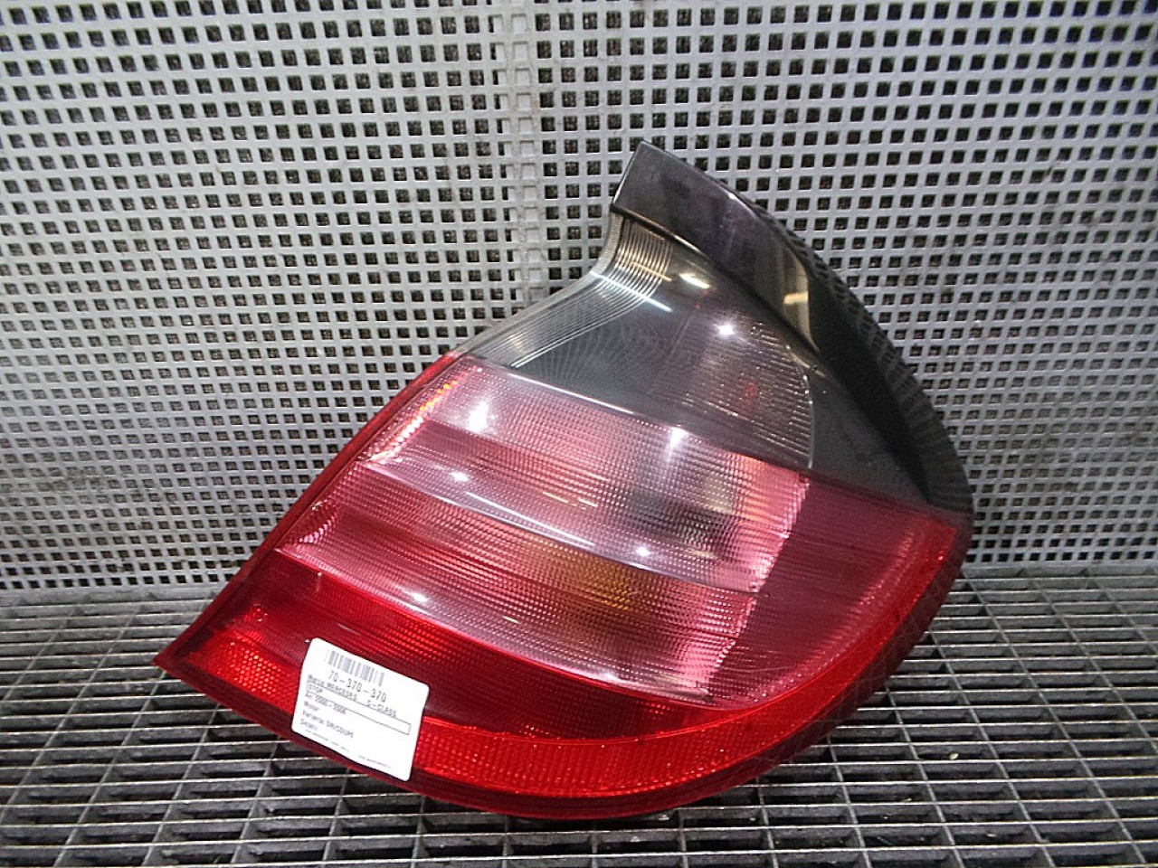 STOP DREAPTA MERCEDES C-CLASS - - (2000 2007)