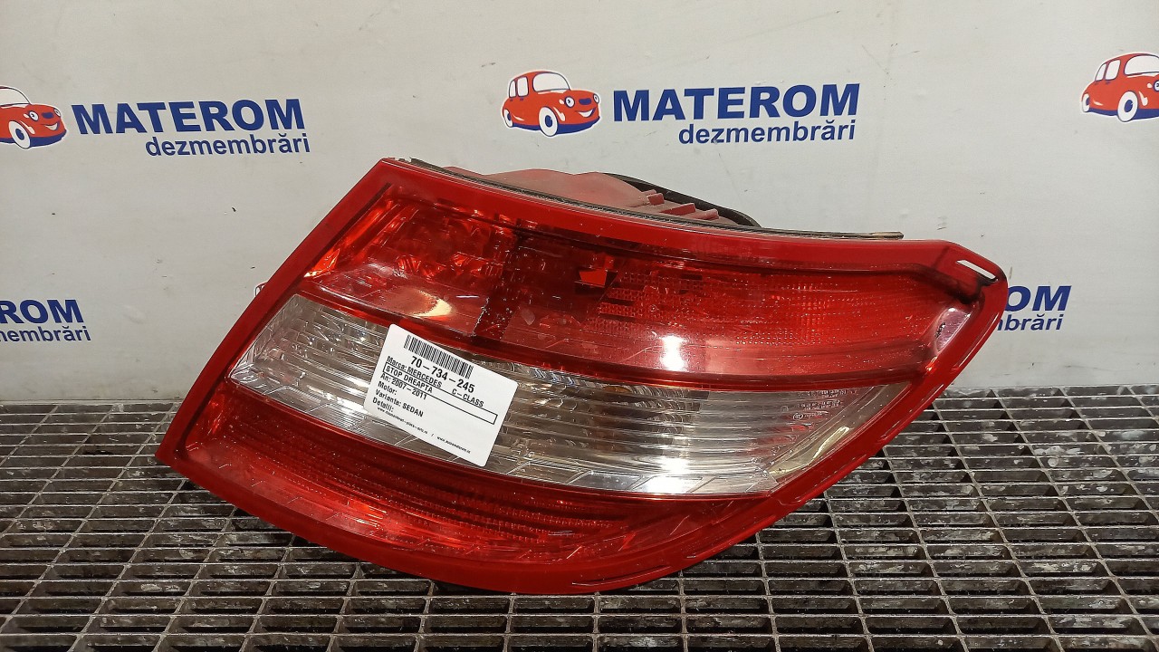 STOP DREAPTA MERCEDES C-CLASS - - (2007 2011)