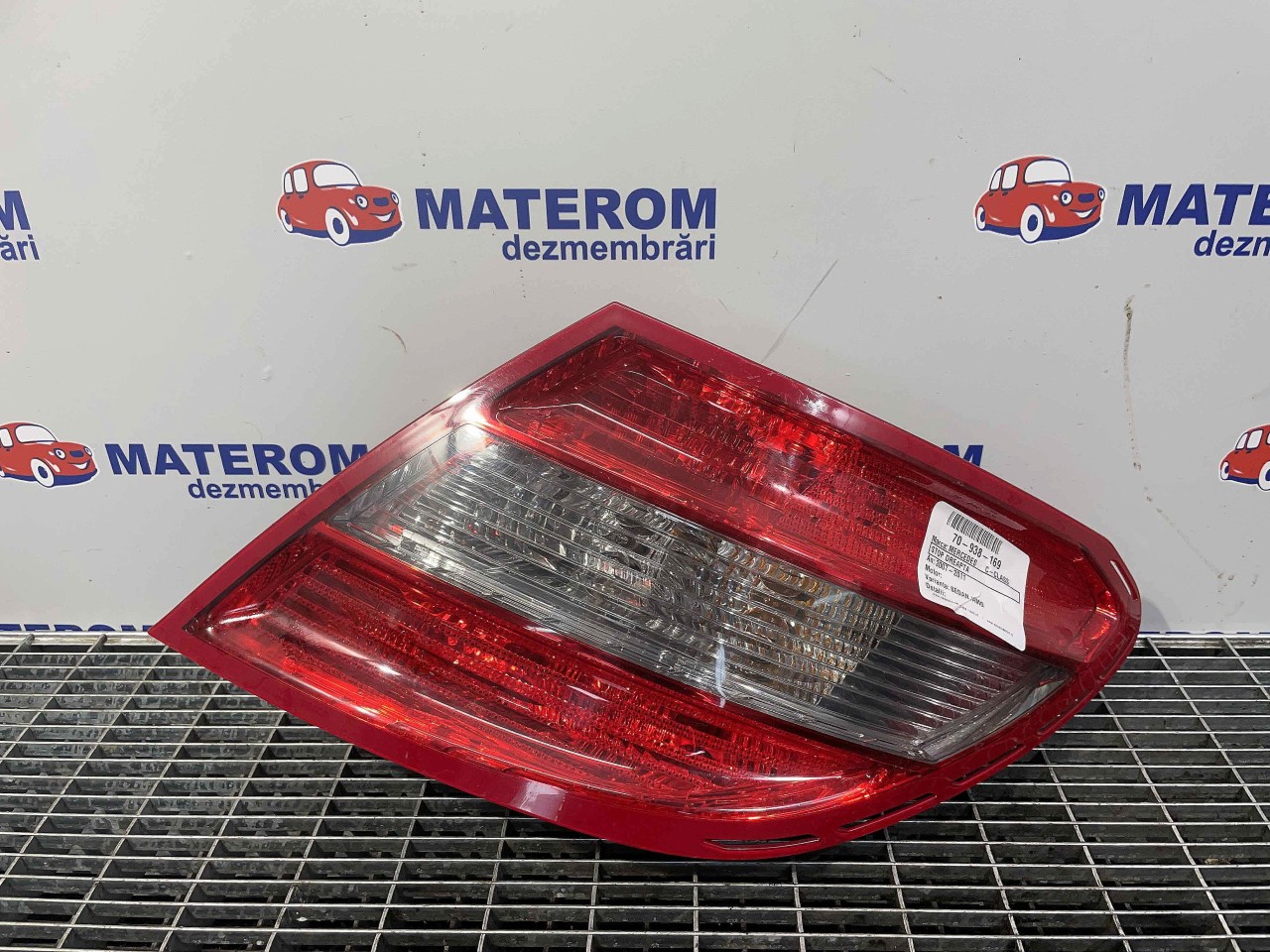 STOP DREAPTA MERCEDES C-CLASS C-CLASS - - (2007 2011)