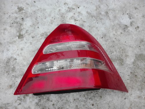 Stop Dreapta Mercedes C-Class W203