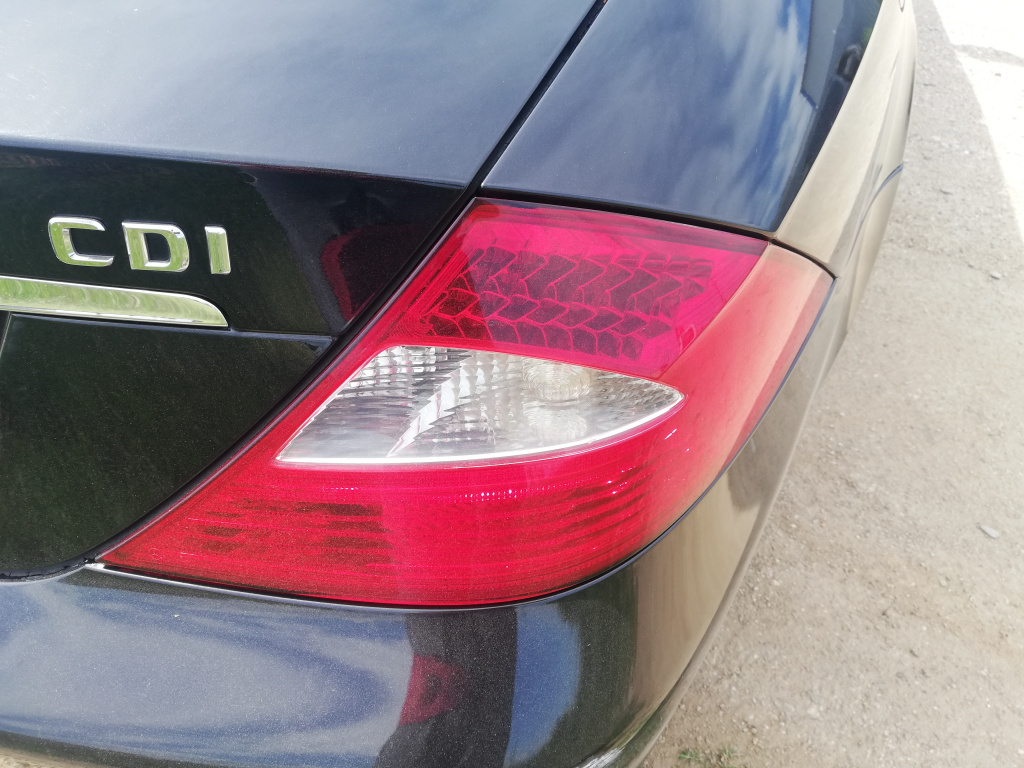 STOP DREAPTA MERCEDES CLS W219 3.0 V6
