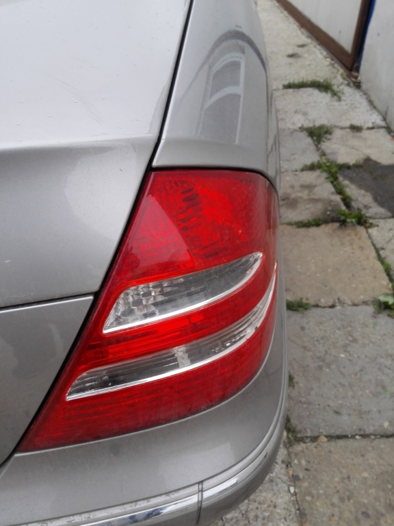 STOP DREAPTA MERCEDES E-CLASS W211