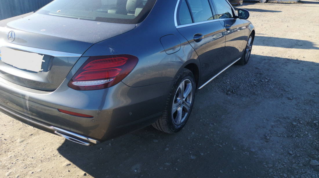 Stop dreapta mercedes e class w213