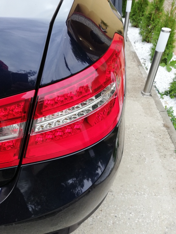 STOP DREAPTA MERCEDES E220 CDI W207 AMG