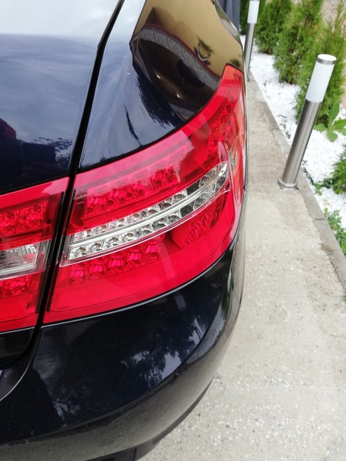 STOP DREAPTA MERCEDES E220 CDI W207 AMG
