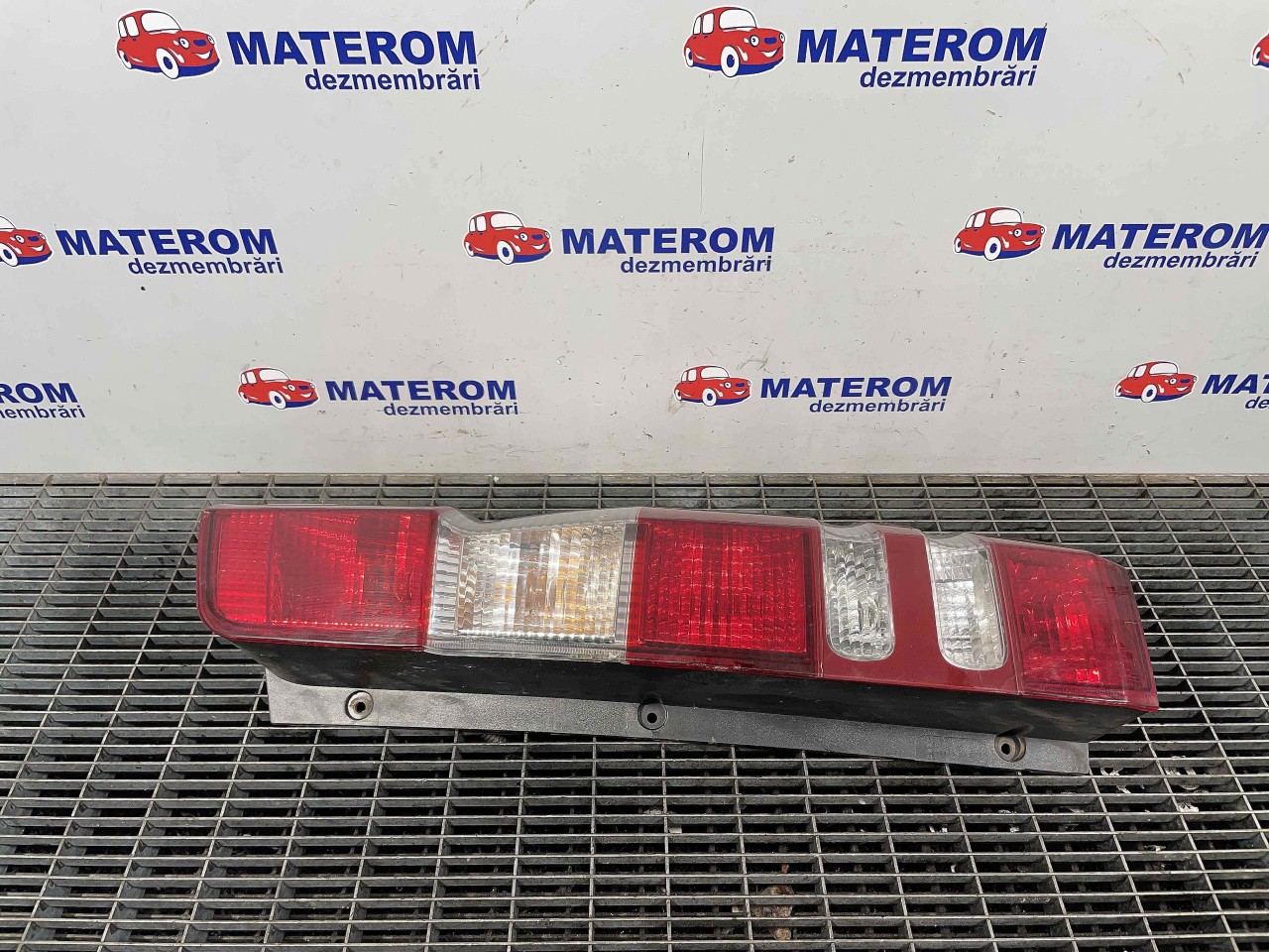 STOP DREAPTA MERCEDES SPRINTER - - (2006 2014)
