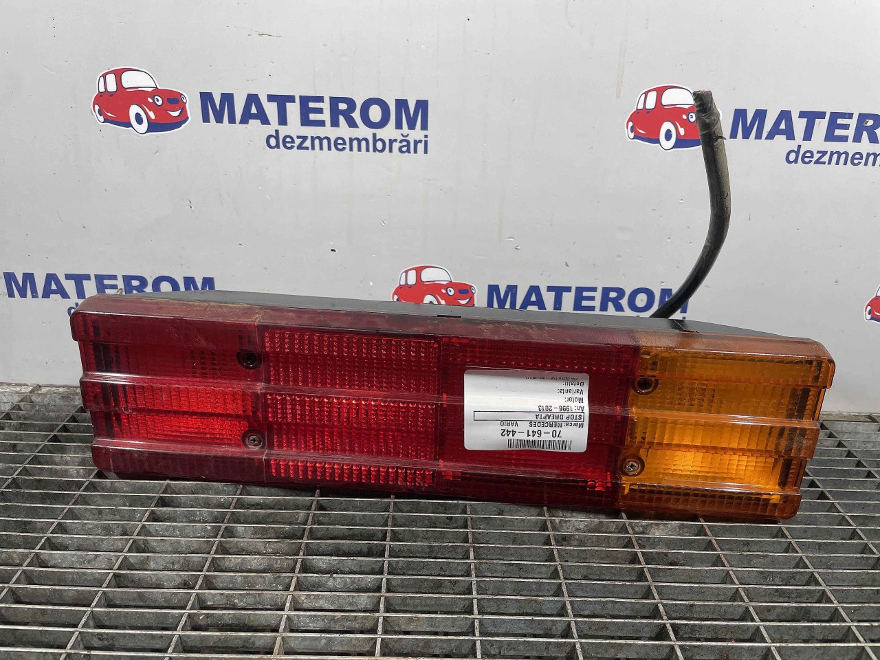 STOP DREAPTA MERCEDES VARIO - - (1996 2013)