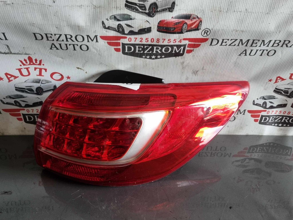 Stop dreapta original Kia Sportage III (SL) cod piesa 92402-3w010