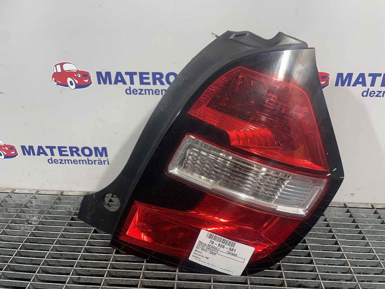 STOP DREAPTA RENAULT TWINGO - - (2014 2020)