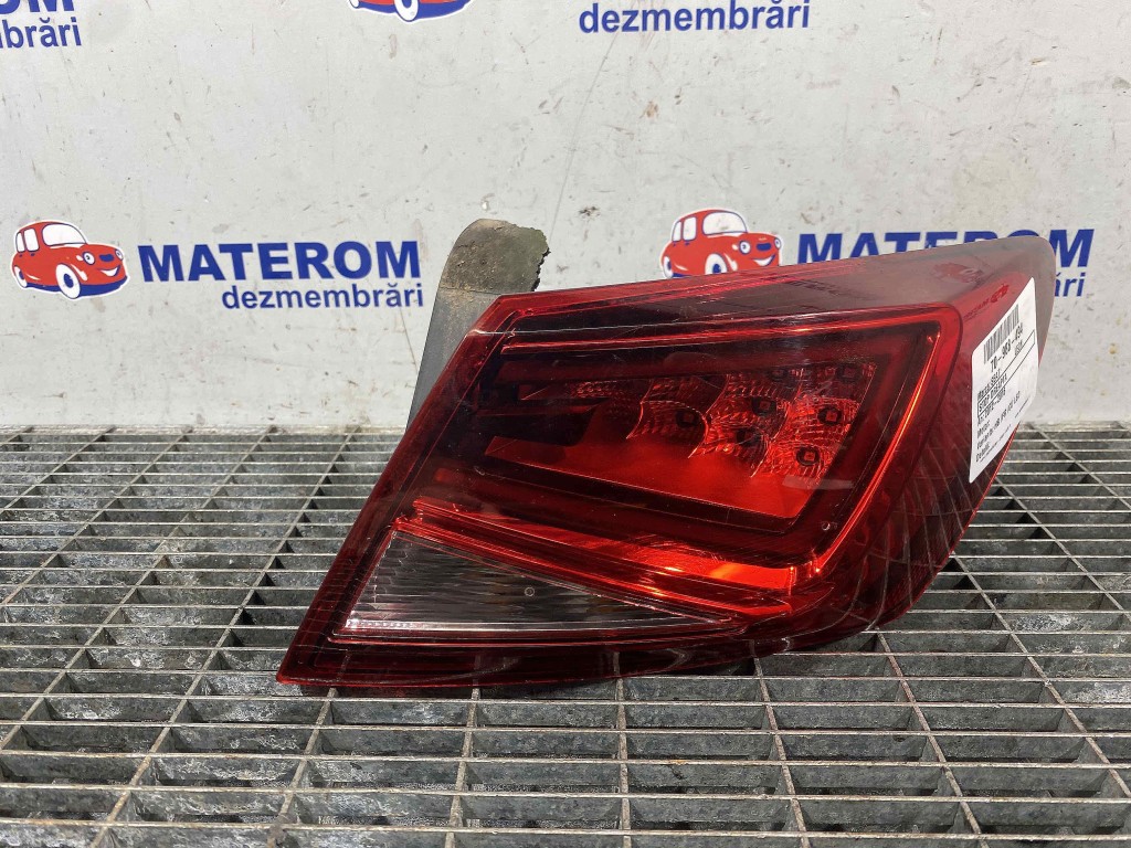 STOP DREAPTA SEAT LEON - - (2012 2016)