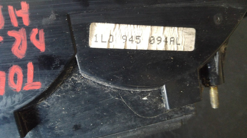 Stop dreapta seat toledo 1 1l0945094al