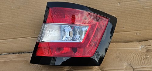 Stop dreapta Skoda Fabia 3 6V combi / Break 2015 2016 2017 2018