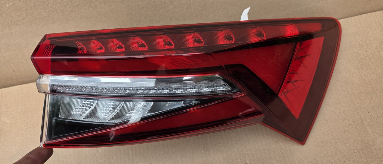 Stop dreapta Skoda Kodiaq Facelift 2022 2023 2024