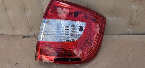 Stop dreapta Skoda Rapid 2012 2013 2014 2015