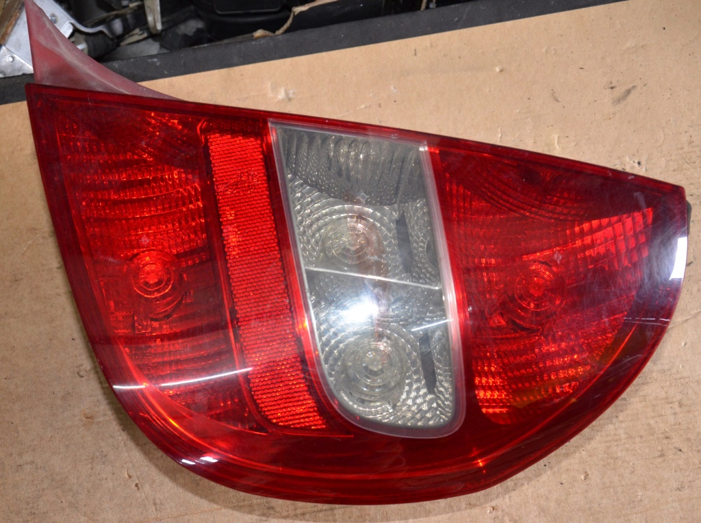 Stop dreapta spate limuzina Citroen C5 2002