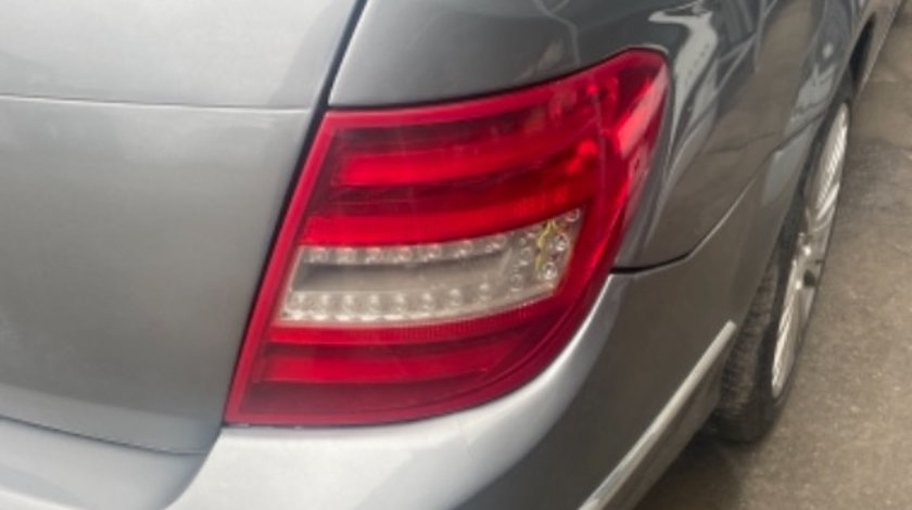 Stop dreapta spate Mercedes c class w204 Facelift break combi