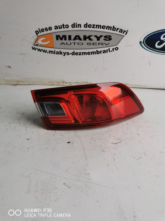 Stop dreapta spate pe aripa RENAULT CLIO 4 / An 2012 - 2018 / COD - 265508848R