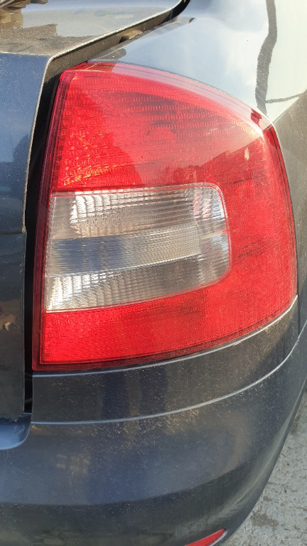 Stop dreapta spate Skoda Octavia 2 2012 Hb 1.6
