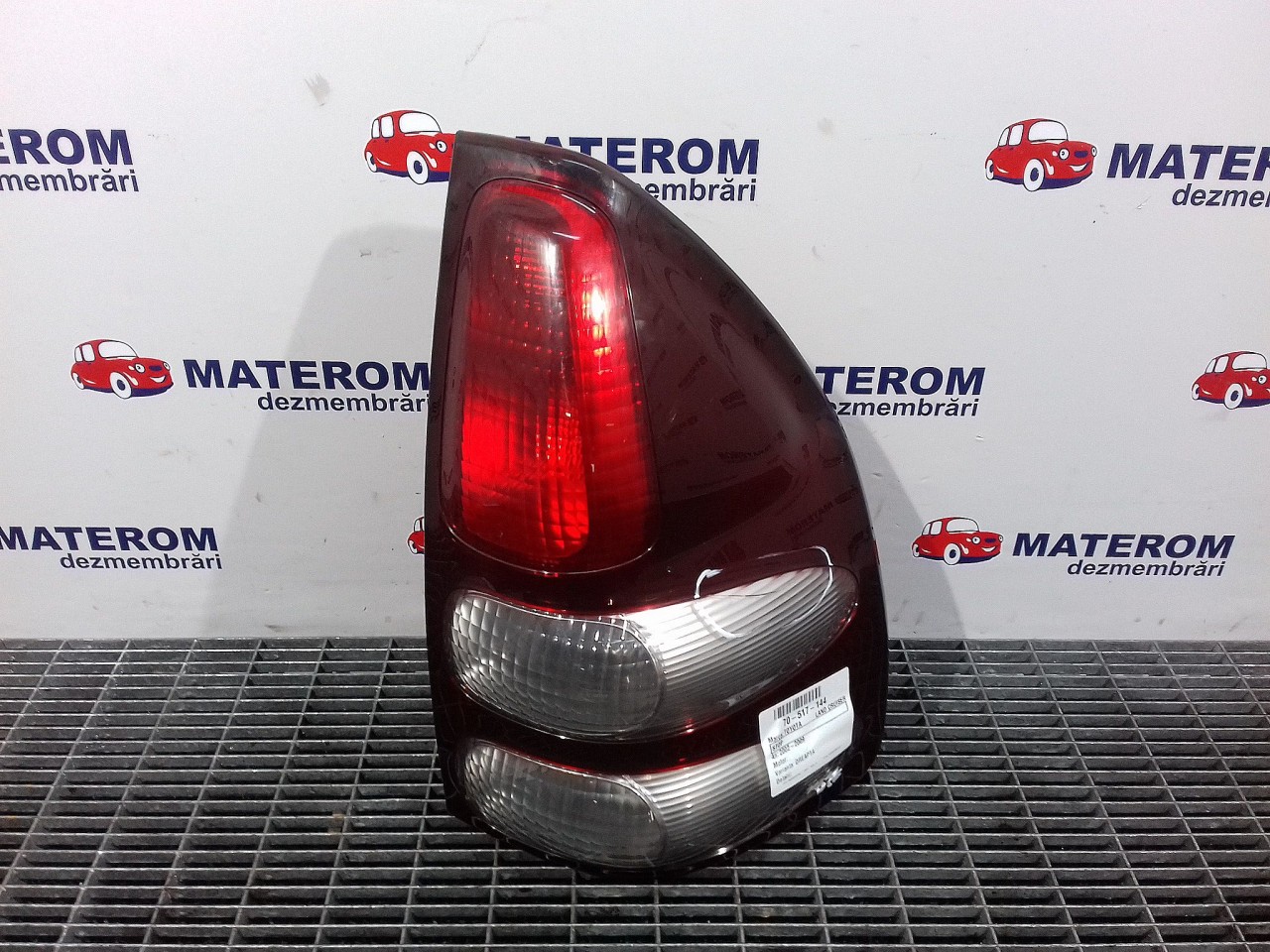 STOP DREAPTA TOYOTA LAND CRUISER - - (2002 2009)